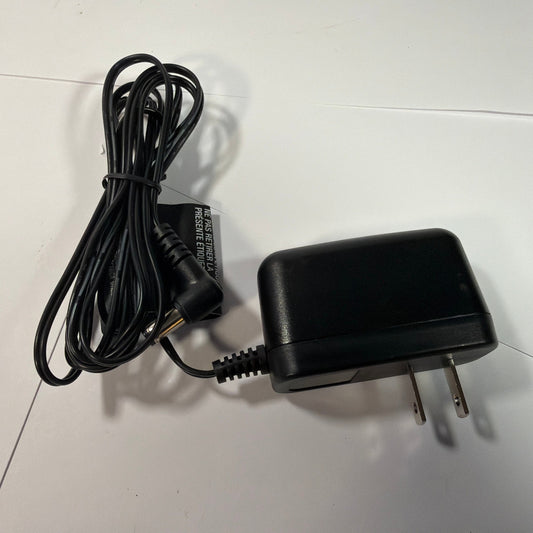 BLACK+DECKER 24V DC 210mA Power Supply Adapter 90592362-02 ETPCA-P180021U3