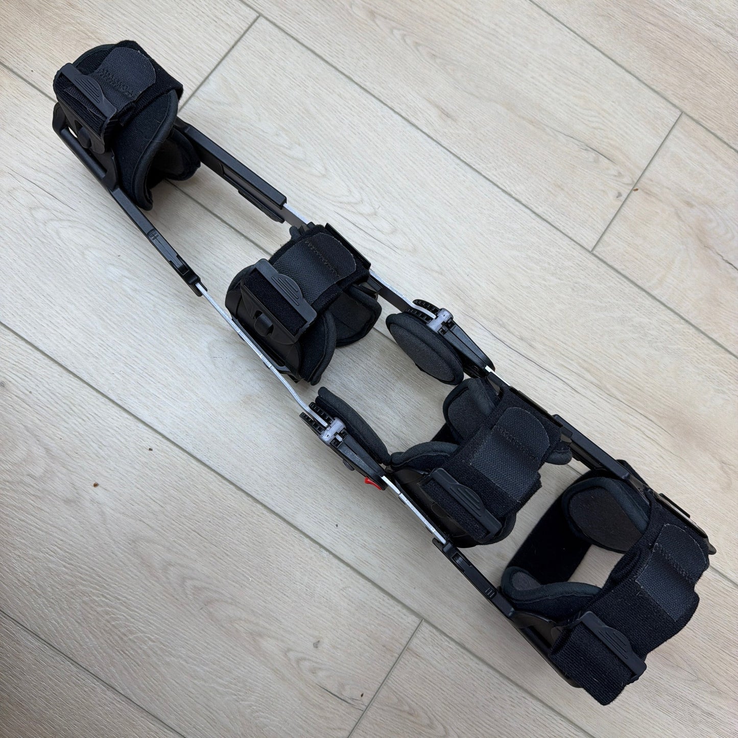 Breg T Scope Post-Op Hinged Knee Brace Adjustable ROM Black
