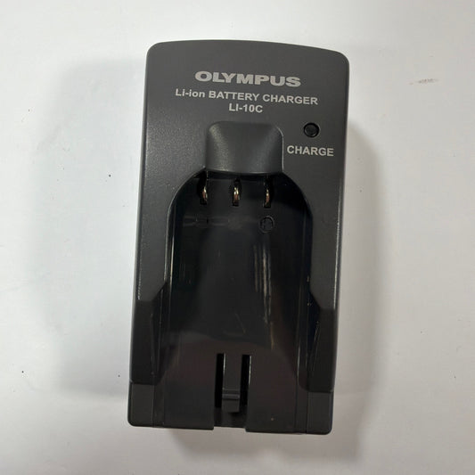 Olympus LI-10C Li-Ion Battery Charger with Power Cord Tested Working