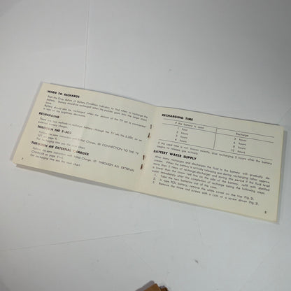 Sony Micro TV5-303 Battery Instruction Manual Booklet Printed in Japan