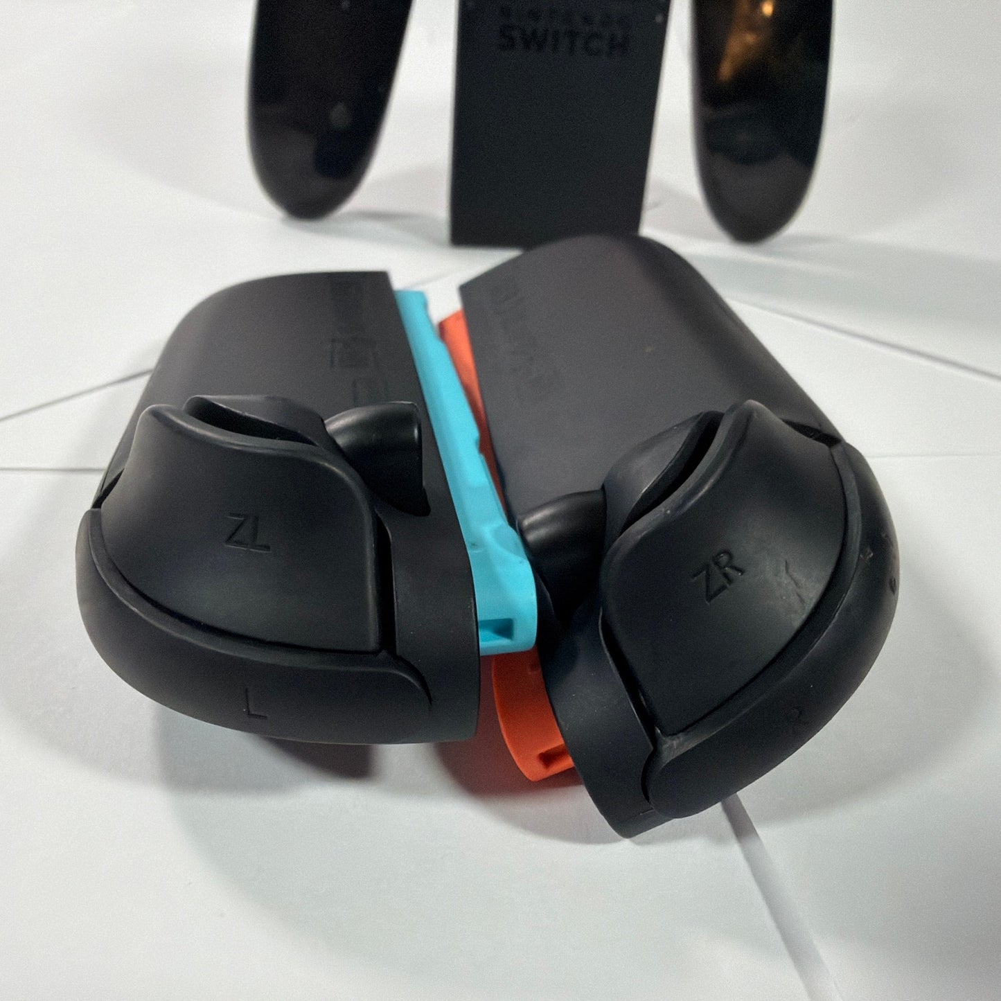 Nintendo Switch 2 Joy-Con 2 Controllers with BEE-009 Grip