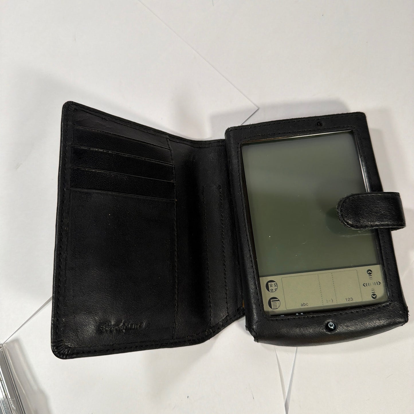 Franklin eBookMan EBM-911 Handheld eBook Reader PDA with Stylus and Franklin Fol