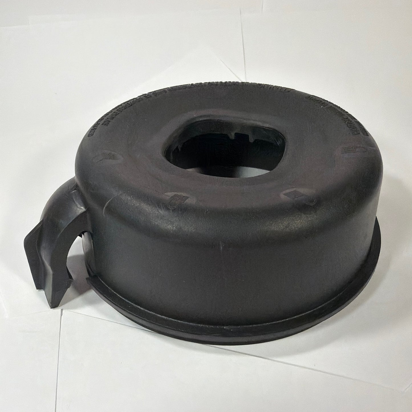 Vitamix 64 oz Container Lid Black No Center Plug Stopper