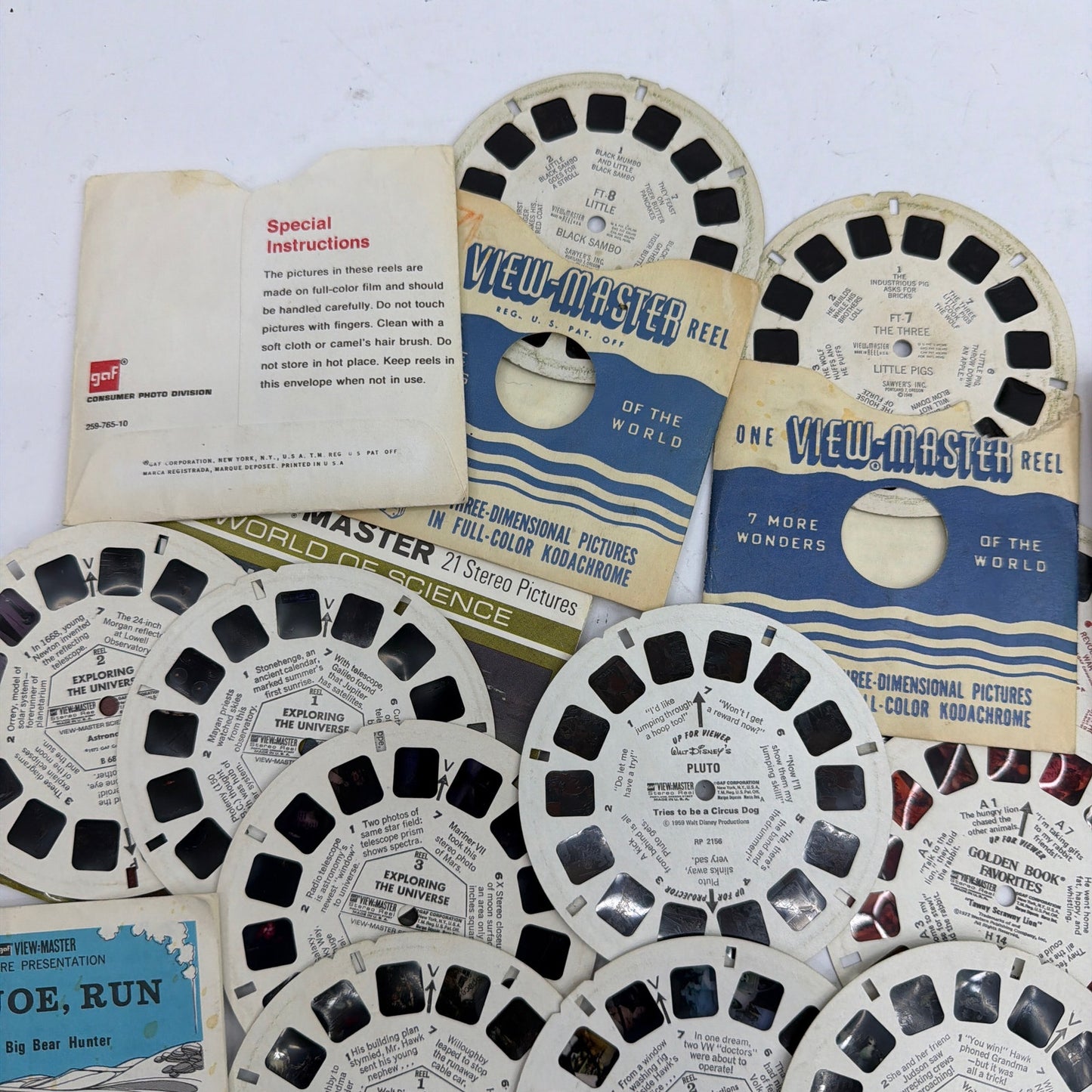 Vintage GAF View-Master Reel Lot Peanuts Charlie Brown, Herbie, Pluto + Sleeves