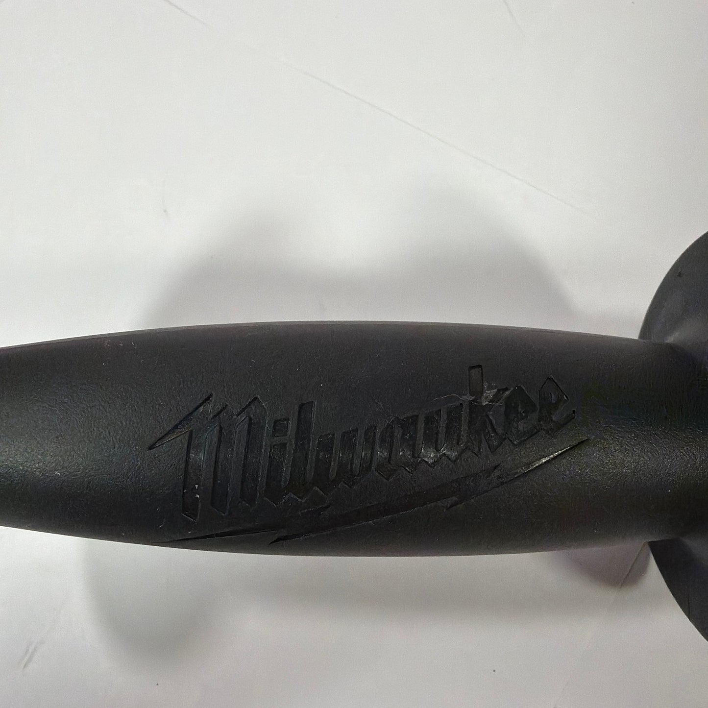 Milwaukee 516067 Adjustable Auxiliary Side Handle Assembly With Clamp