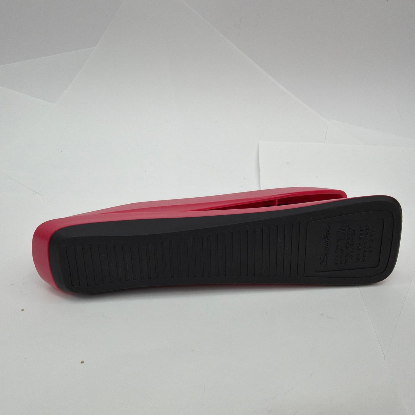Swingline 545xx Pink 7 Inch Desktop Stapler Loaded with Staples