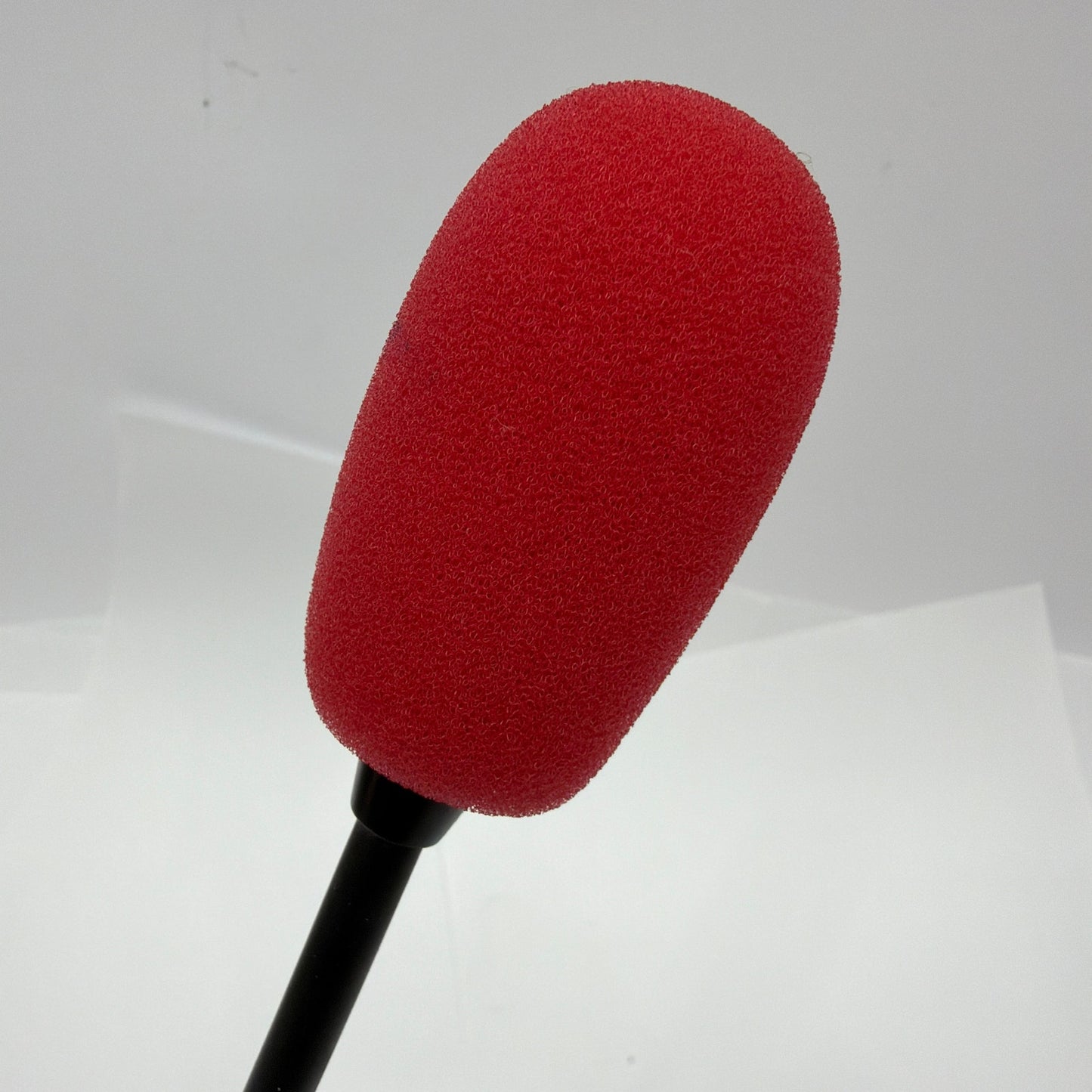 Perrycom USB Desktop Gooseneck Microphone Red Foam Windscreen 13 In
