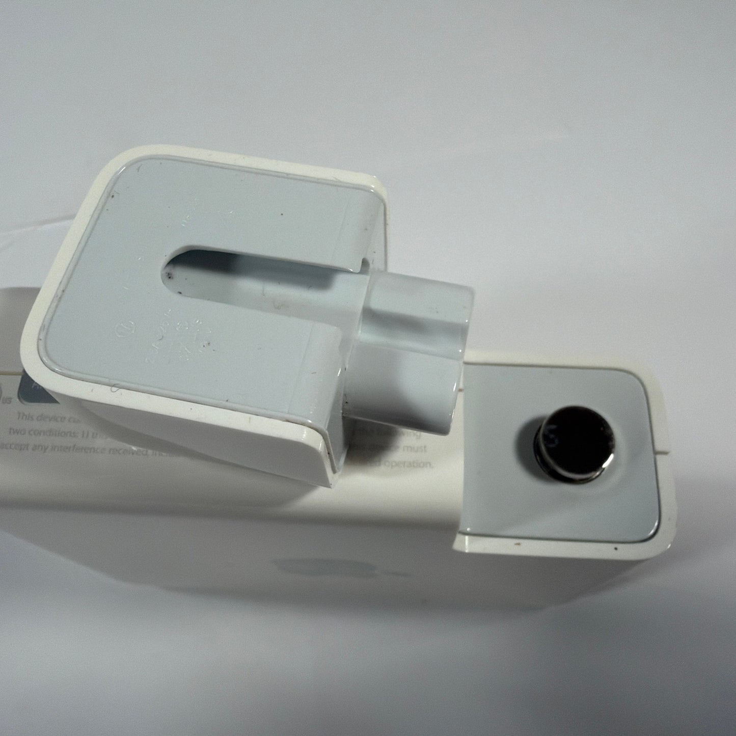 Apple AirPort Express Base Station Model A1264 White Tested Working