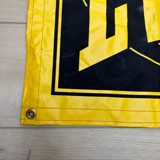Everlast Boxing Equipment Vinyl Banner 35 x 23 in Black Yellow Bronx New York