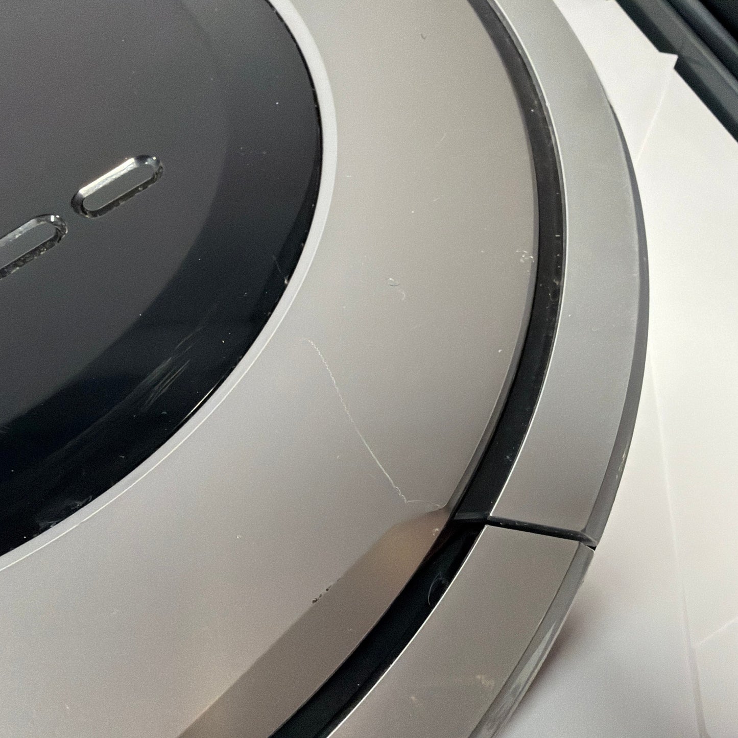 iRobot Roomba 860 Robot Vacuum Cleaner with Home Base Dock Tested Working