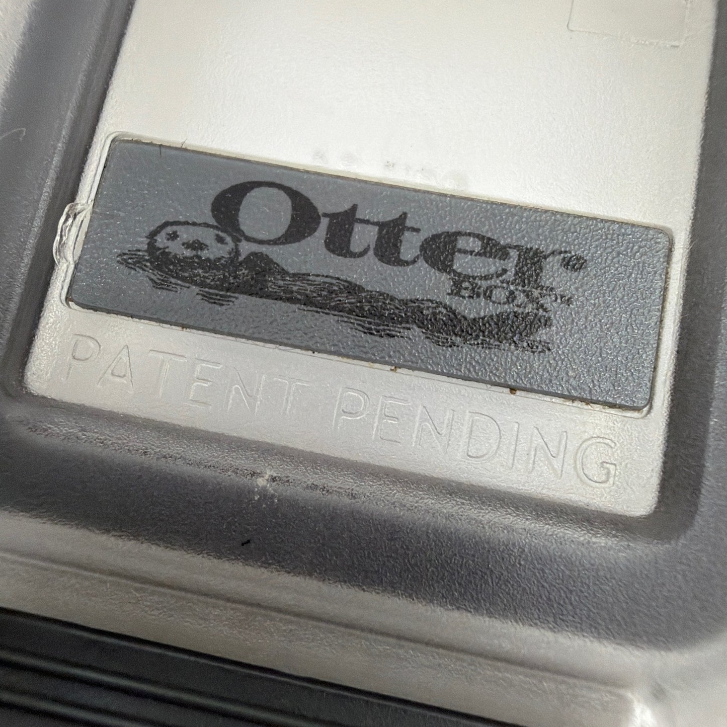 OtterBox Waterproof Case for iPod nano Vintage Clear/Gray Model 907-07