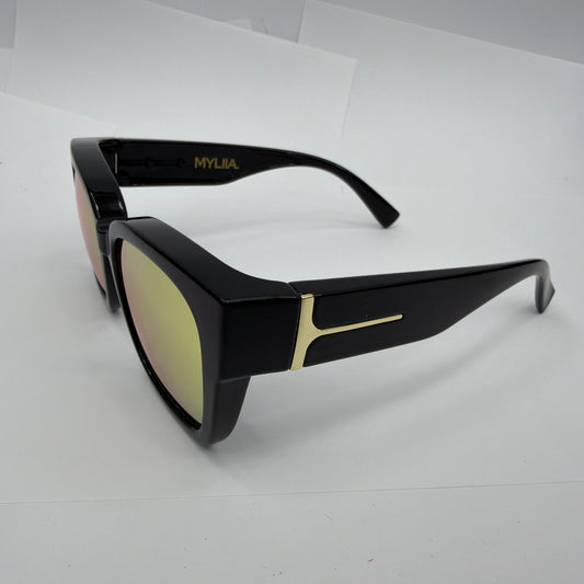MYLIIA Black Oversized Square Mirrored Sunglasses