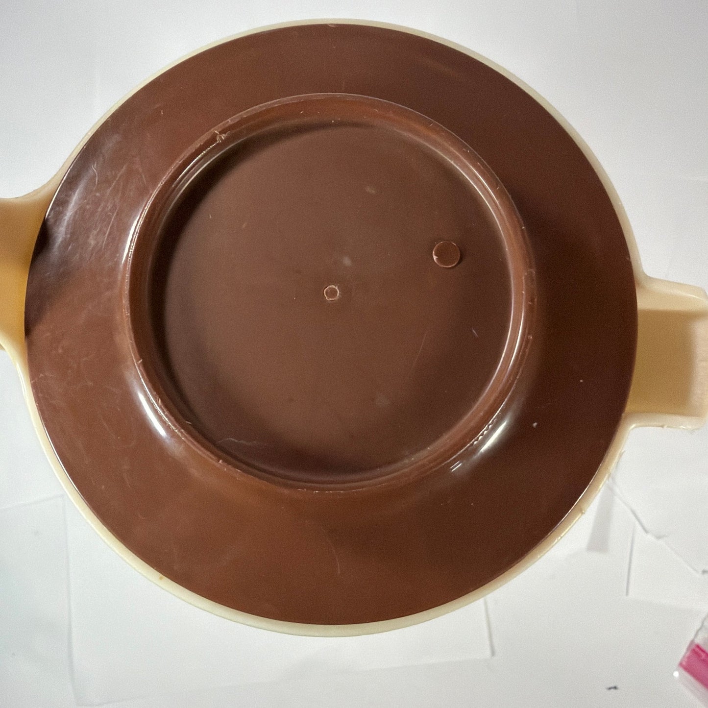 Rubbermaid 2 Quart Plastic Pitcher with Brown Lid Model 2796