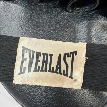 Everlast Boxing Punch Mitts Red Black Focus Pads Pair