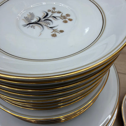 Noritake Winton 5521 White Gold Floral China Dinnerware Set Service for 8