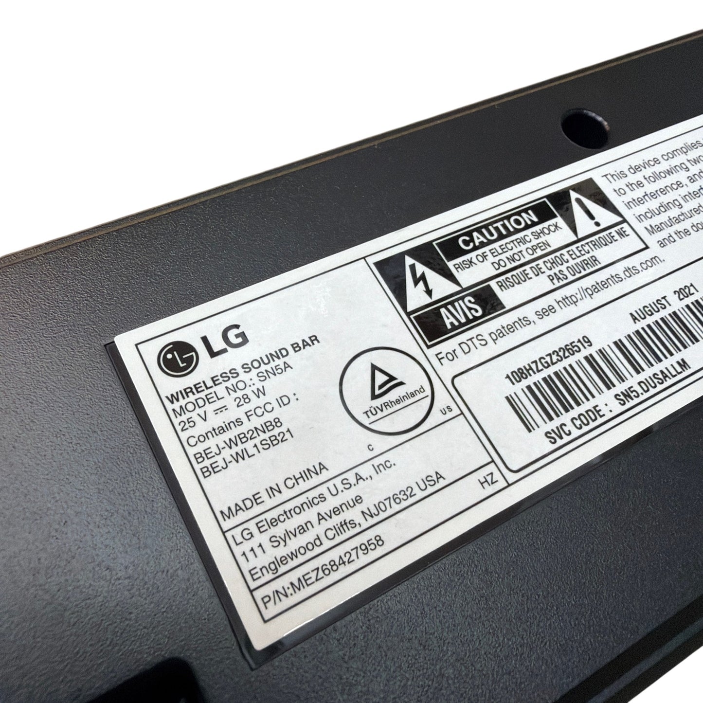 LG SN5A Wireless Soundbar with Subwoofer SPN5BM-W Remote and Power Cords