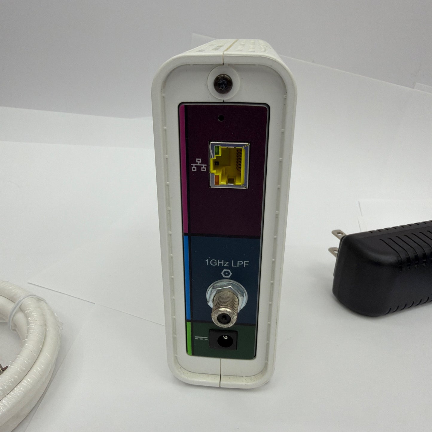 ARRIS SURFboard SB6190 DOCSIS 3.0 Cable Modem with Power Adapter and Cables