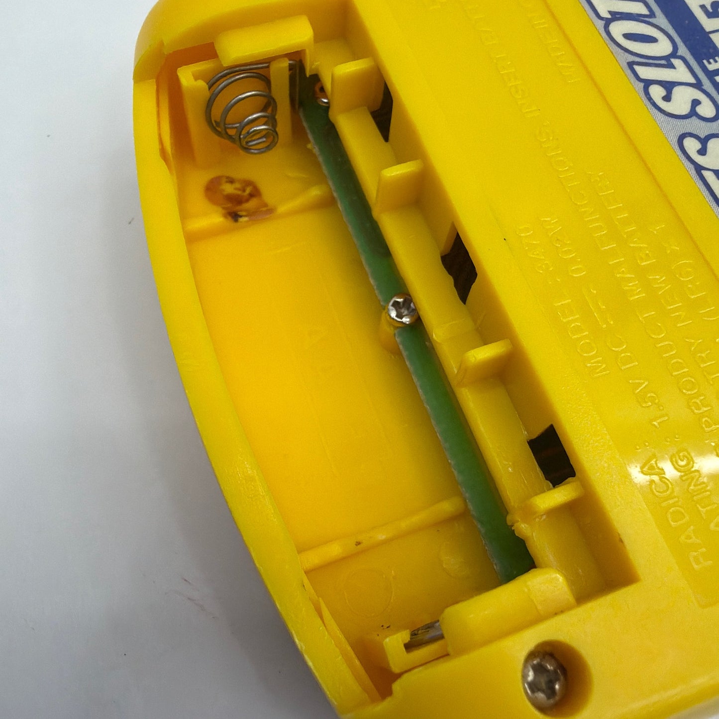 Radica Sports Slot Handheld Electronic Game Yellow Model 3470 Tested Working