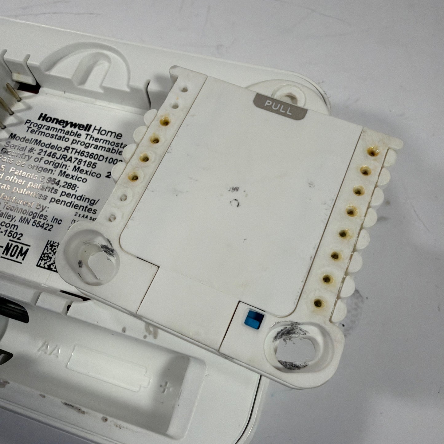 Honeywell Home RTH6360D1002 T3 5-2 Day Programmable Thermostat White