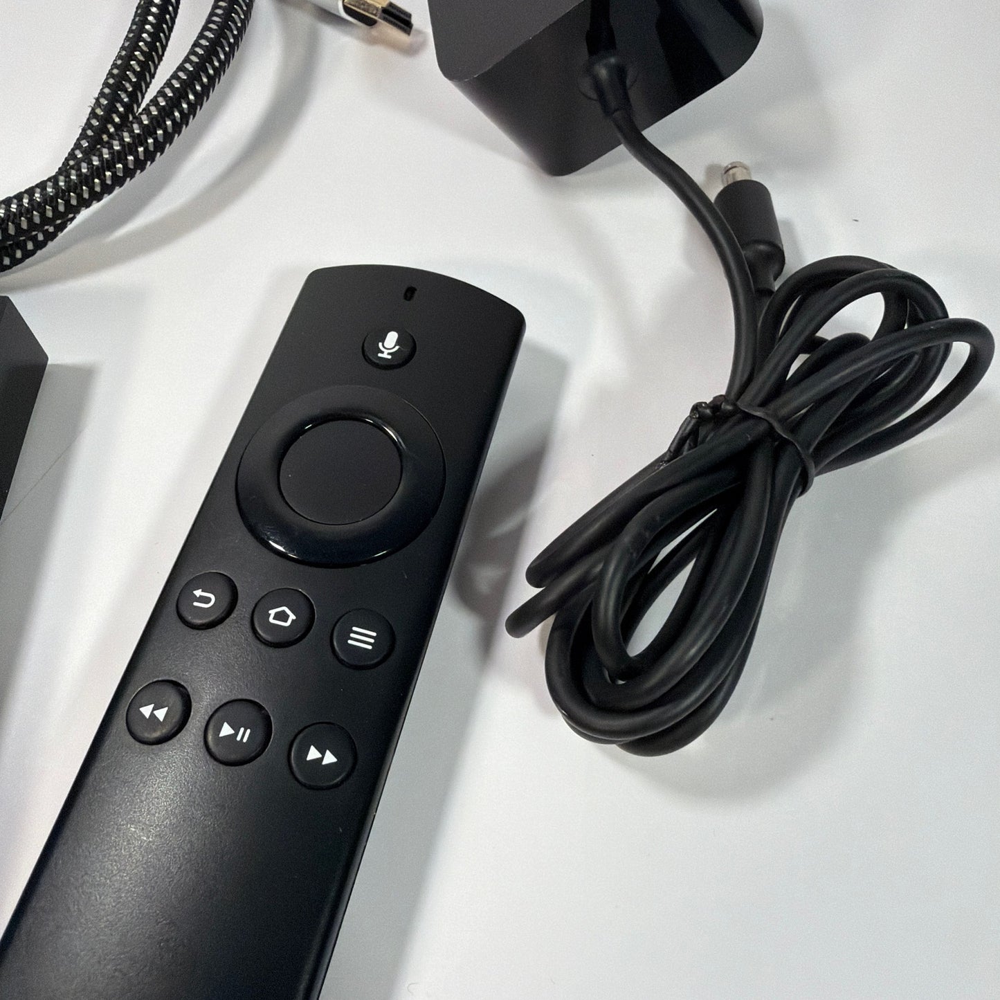 Amazon Fire TV 1st Gen Streaming Box CL1130 Bundle
