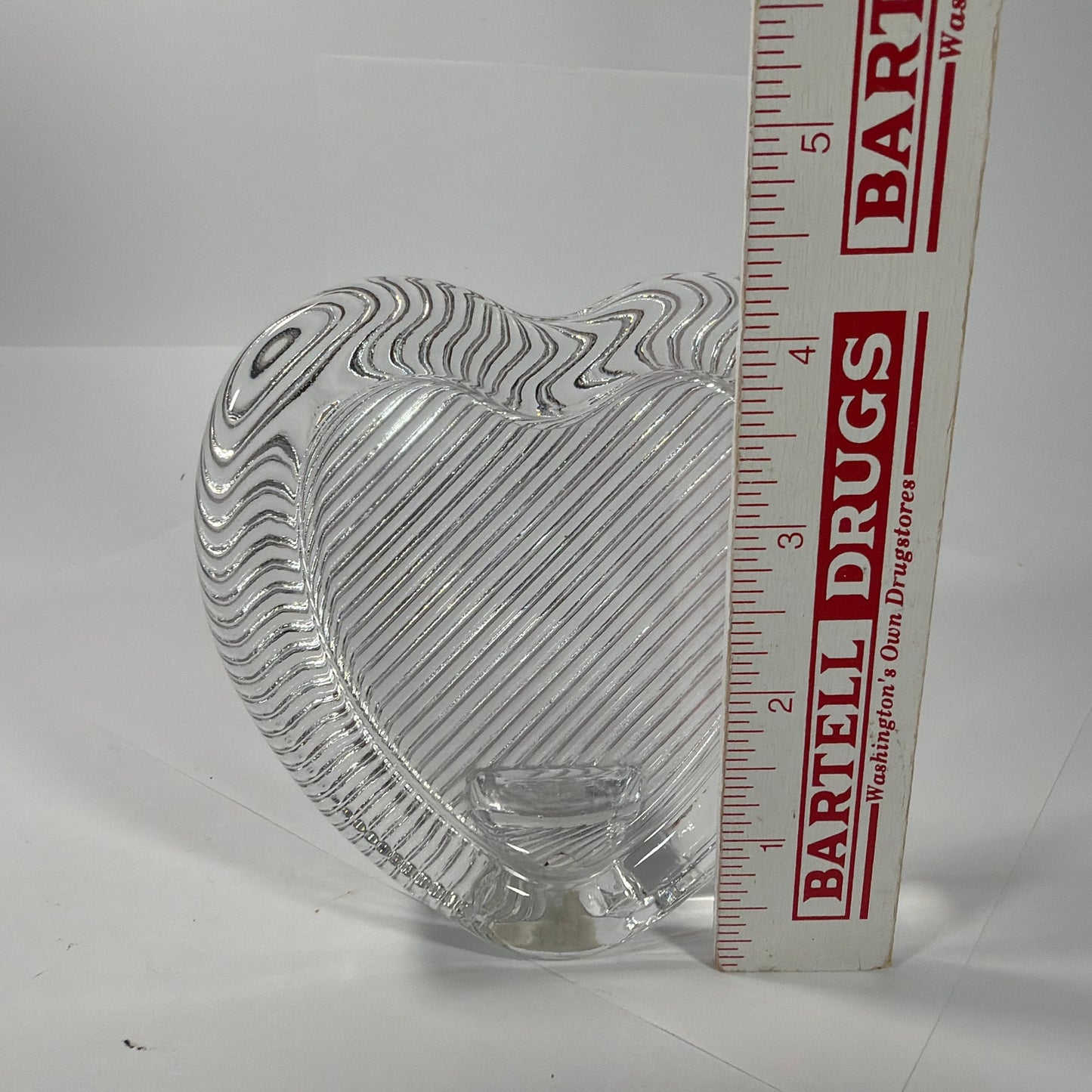 Mikasa Japan Clear Crystal Heart Picture Frame 4 Inch