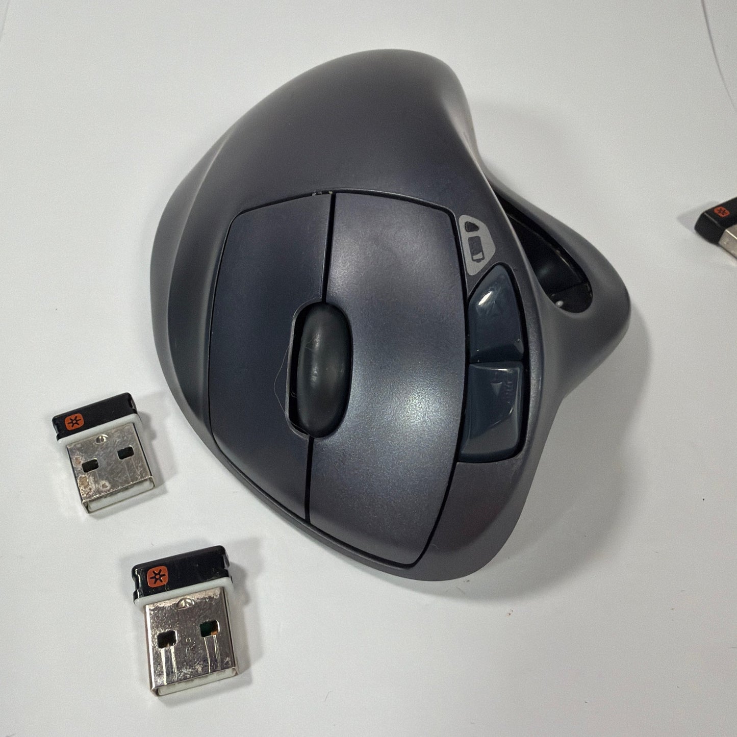 Logitech M570 Wireless Trackball Mouse with 3 Unifying Receivers No Ball