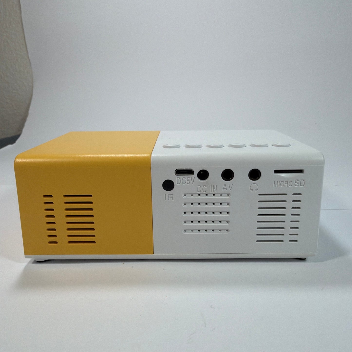 Mini LED Projector Yellow White HDMI USB AV Micro SD Tested Working