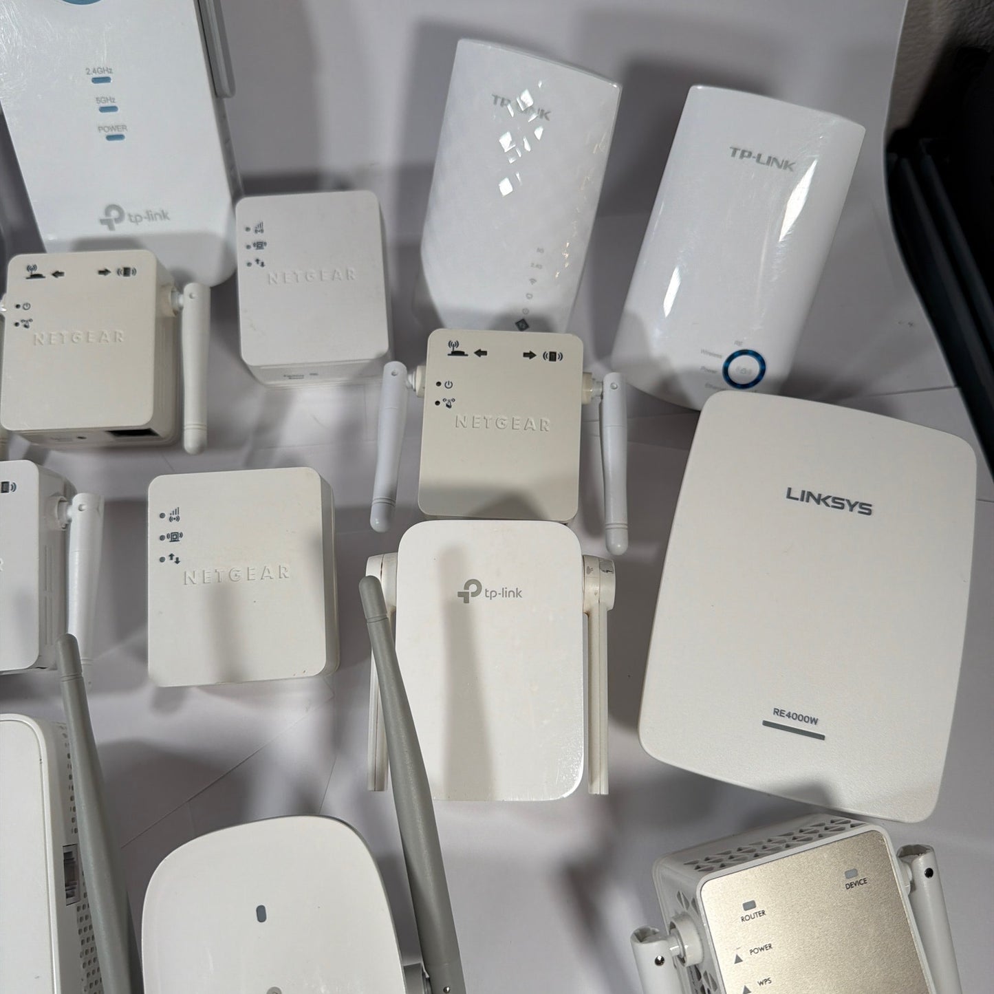 Mixed Lot Wi‑Fi Range Extenders Linksys Netgear TP‑Link Belkin Untested