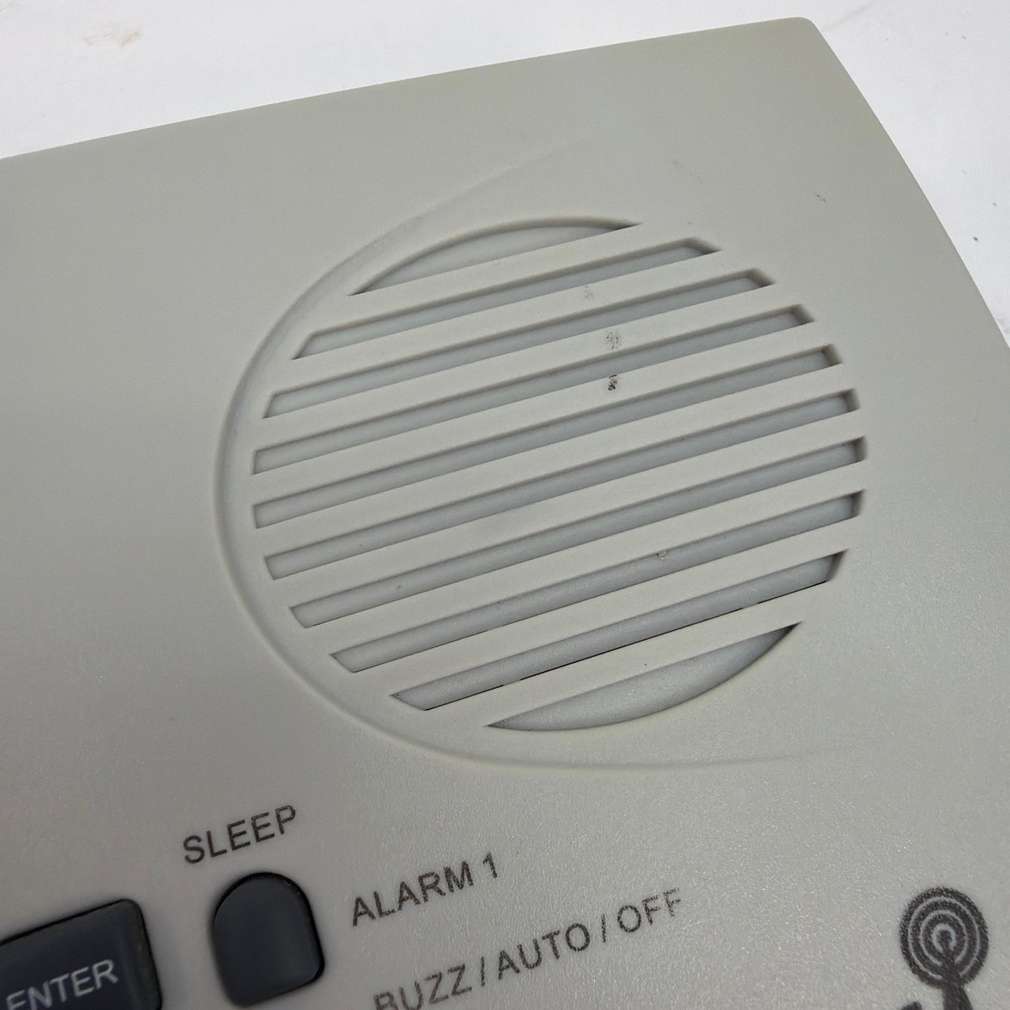 Reecom R-1650 NOAA Weather Hazard Alert AM/FM Radio