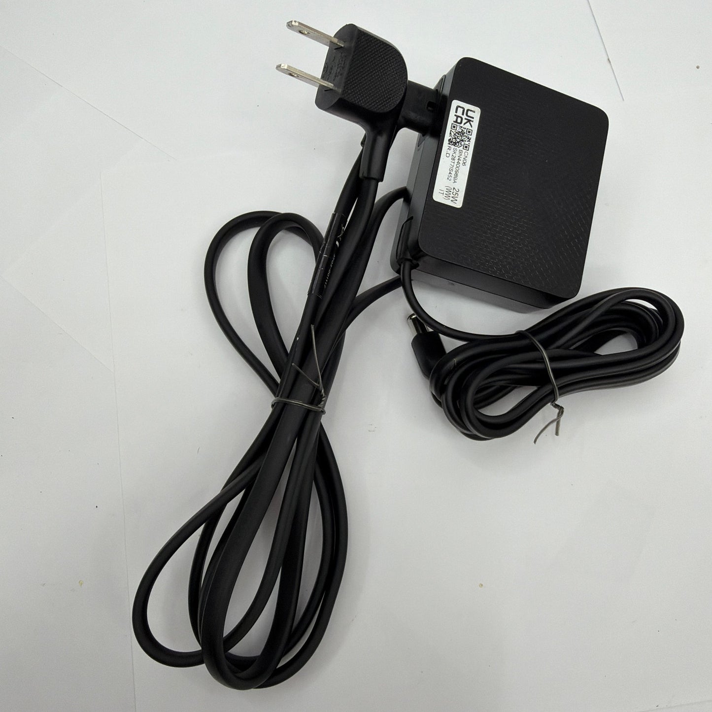 Samsung A2514_RPN 25W 14V AC/DC Power Adapter