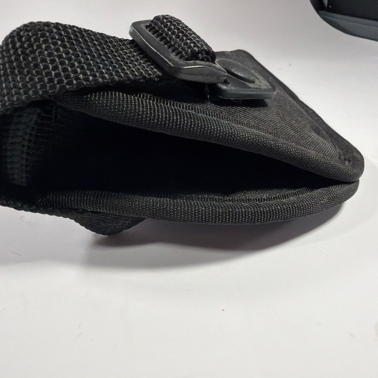 GunMate Black Nylon Handgun Holster Belt Clip