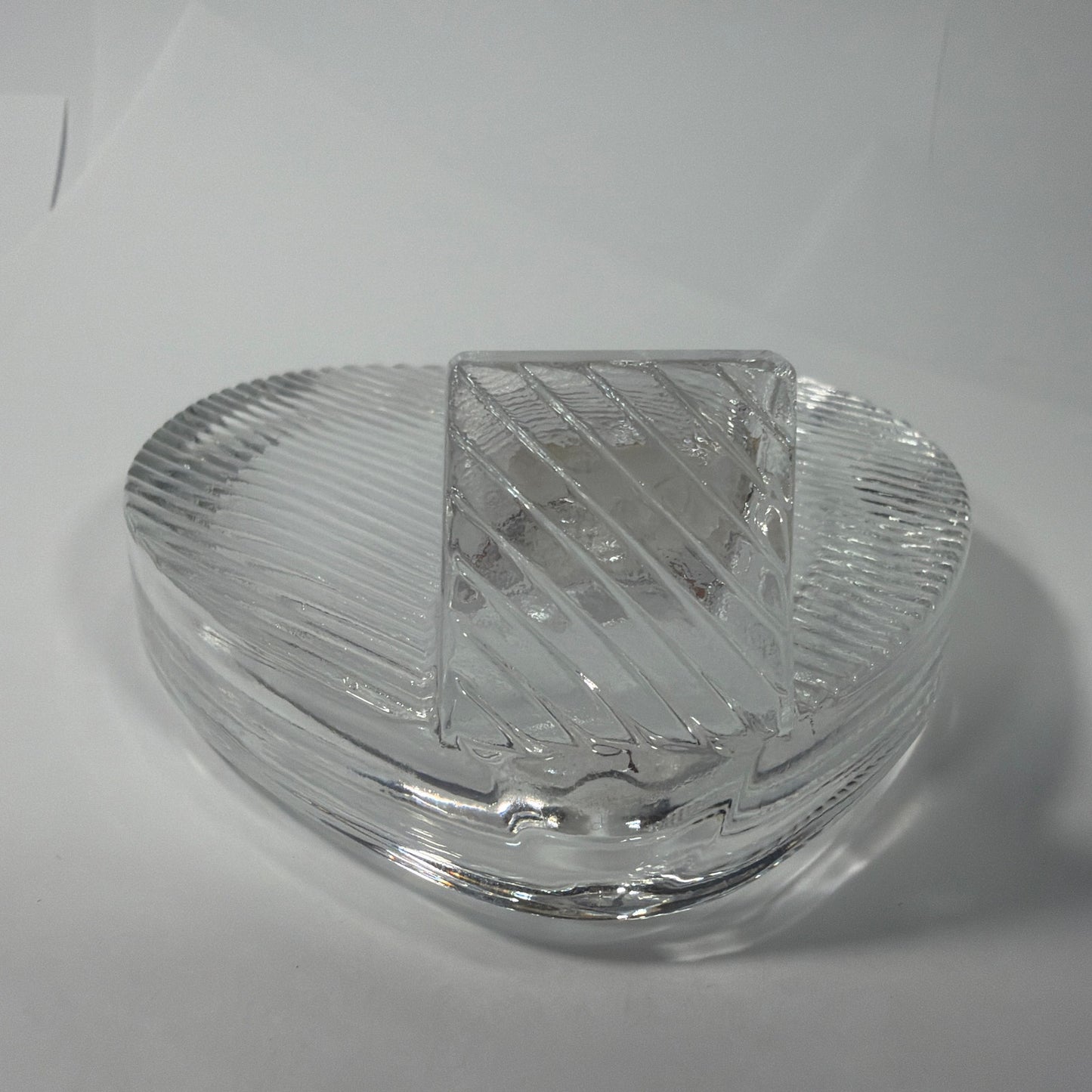 Mikasa Japan Clear Crystal Heart Picture Frame 4 Inch