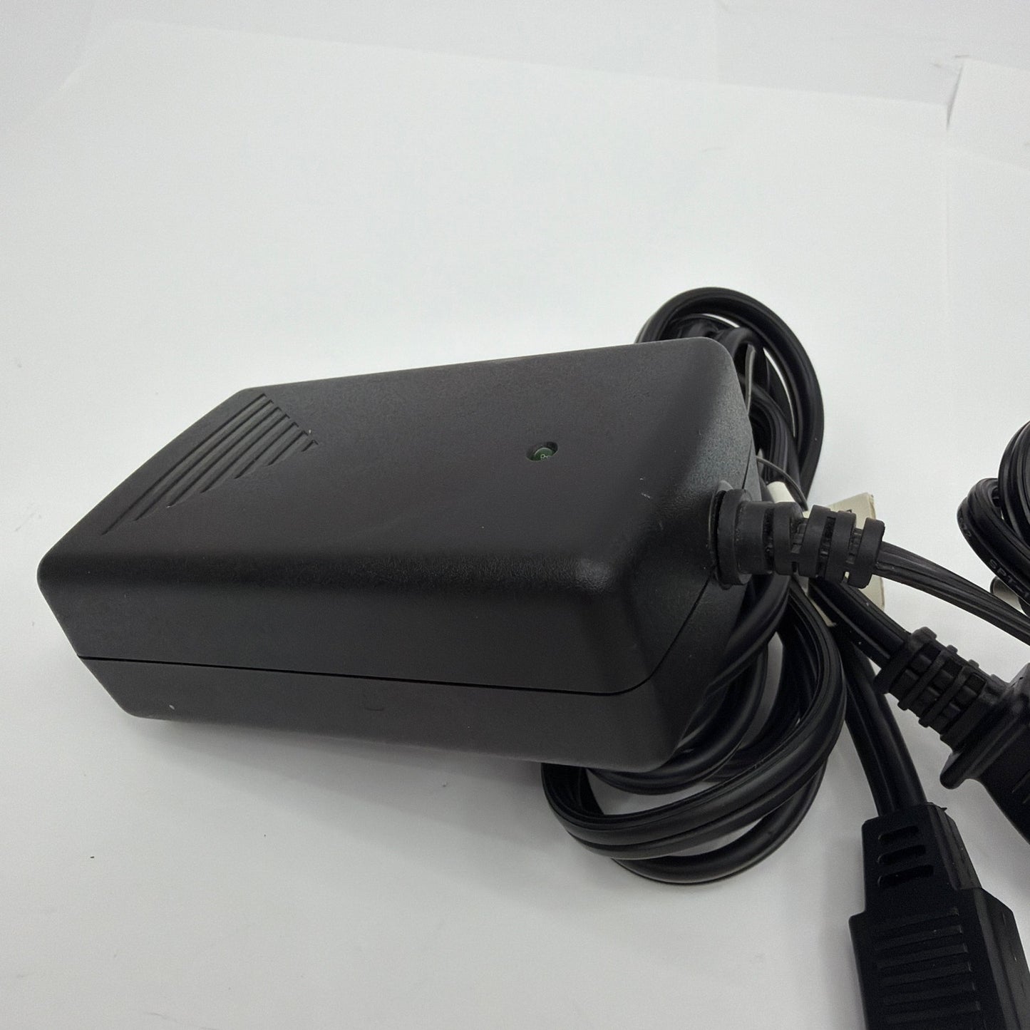 DYMO DSA-0421S-24 2 24 Switching Power Supply 24V 1A Adapter 90819