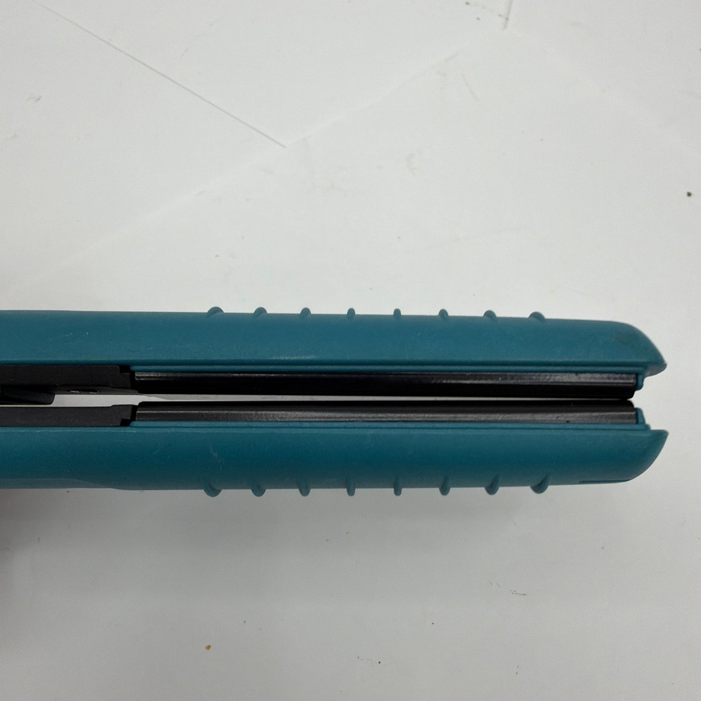 Revlon RVST2029B Ceramic Mini Flat Iron Hair Straightener Teal Black Tested