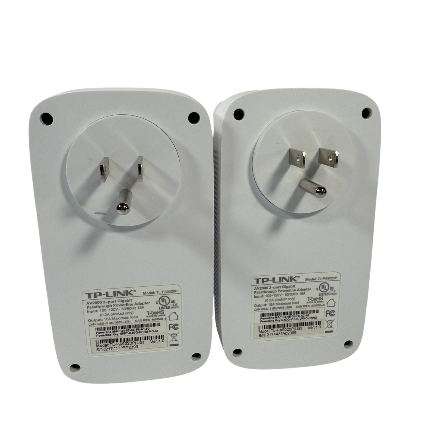 TP-Link TL-PA9020P AV2000 2-Port Gigabit Passthrough Powerline Adapters Pair