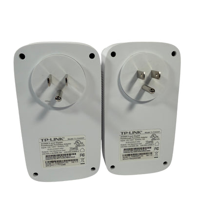 TP-Link TL-PA9020P AV2000 2-Port Gigabit Passthrough Powerline Adapters Pair