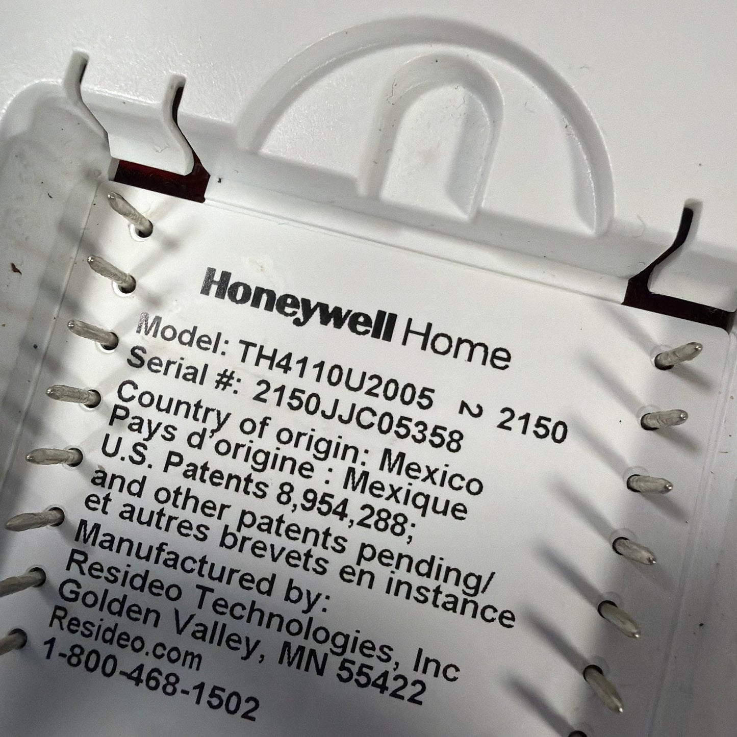 Honeywell Home ProSeries TH4110U2005 T4 Pro Programmable Thermostat White