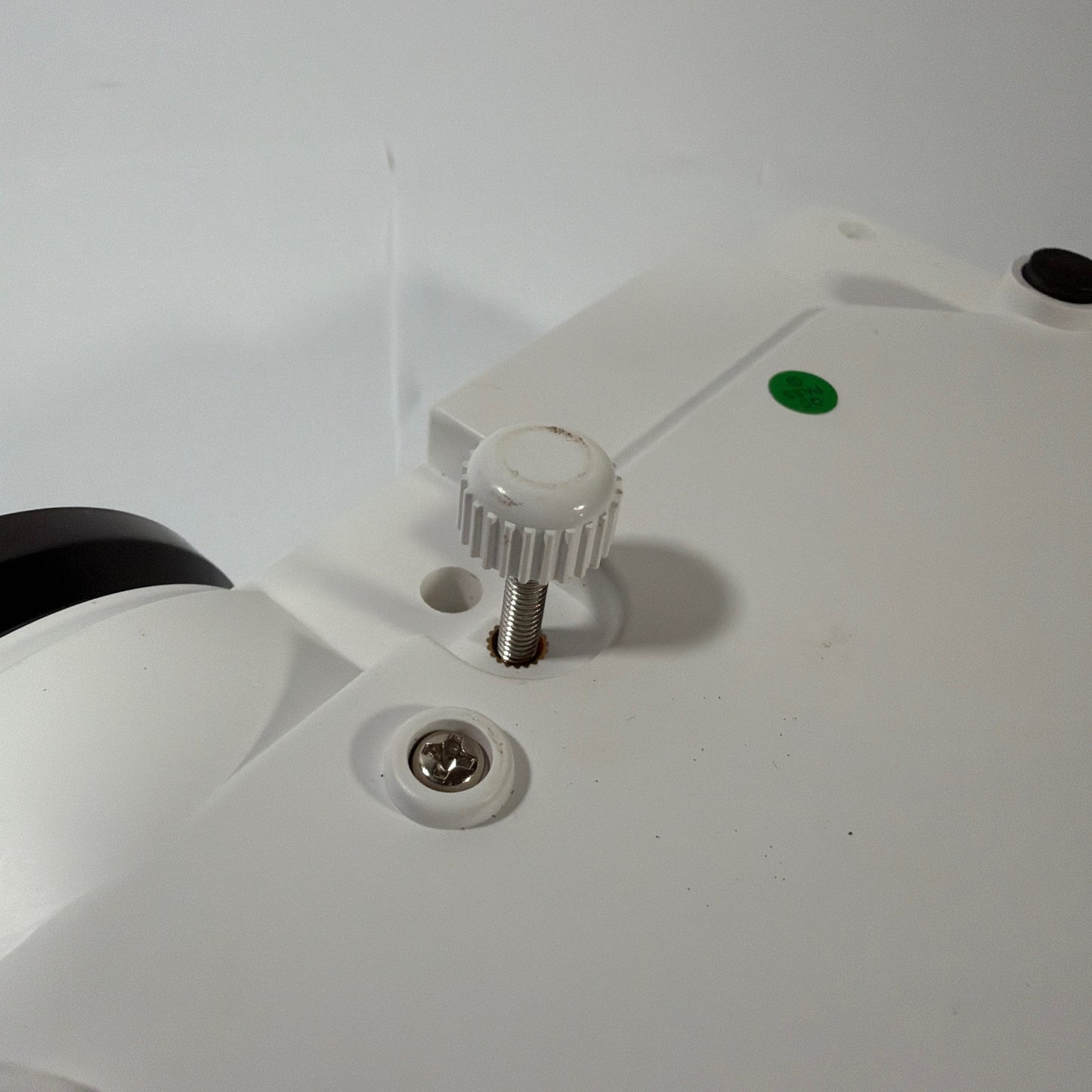 Auking M8-F Mini LED Projector White Tested Working With Power Cord