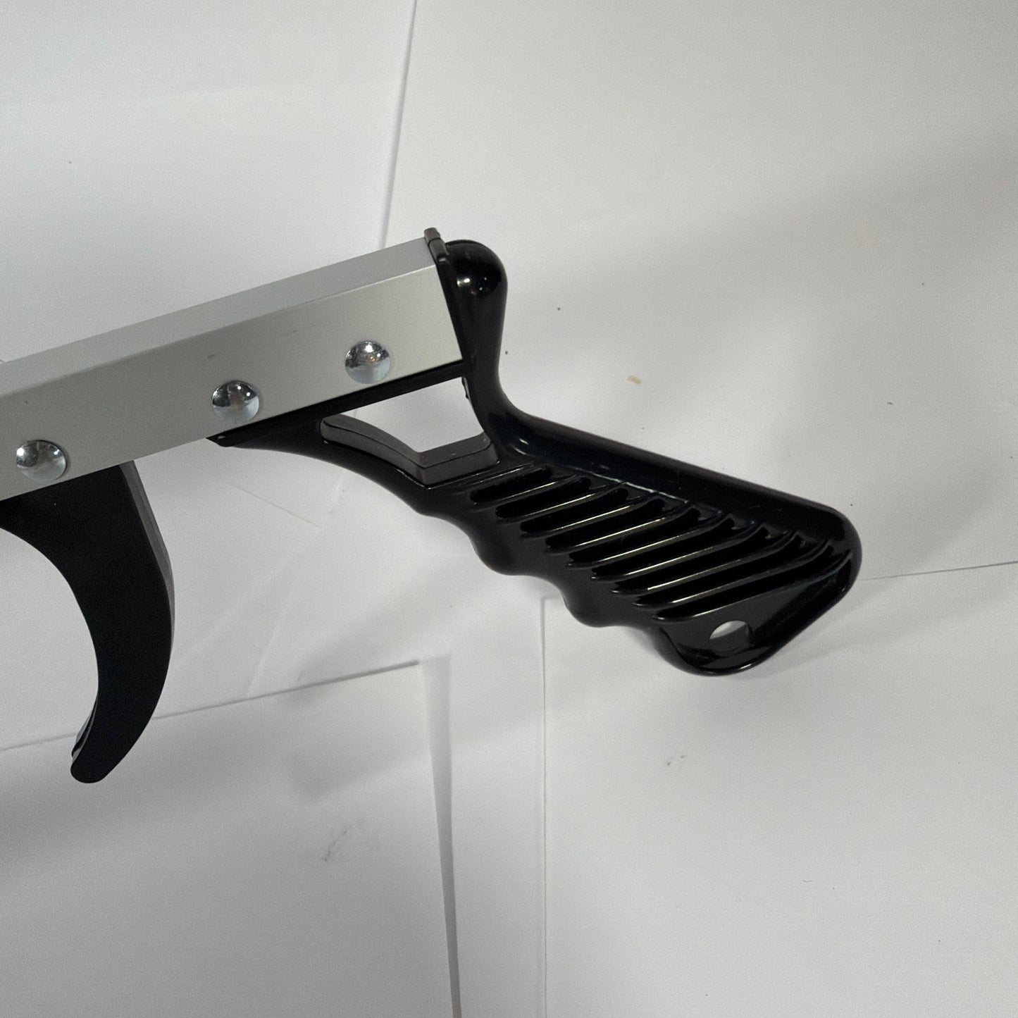 Norco FeatherLite Reacher Grabber Tool Gray Black Yellow