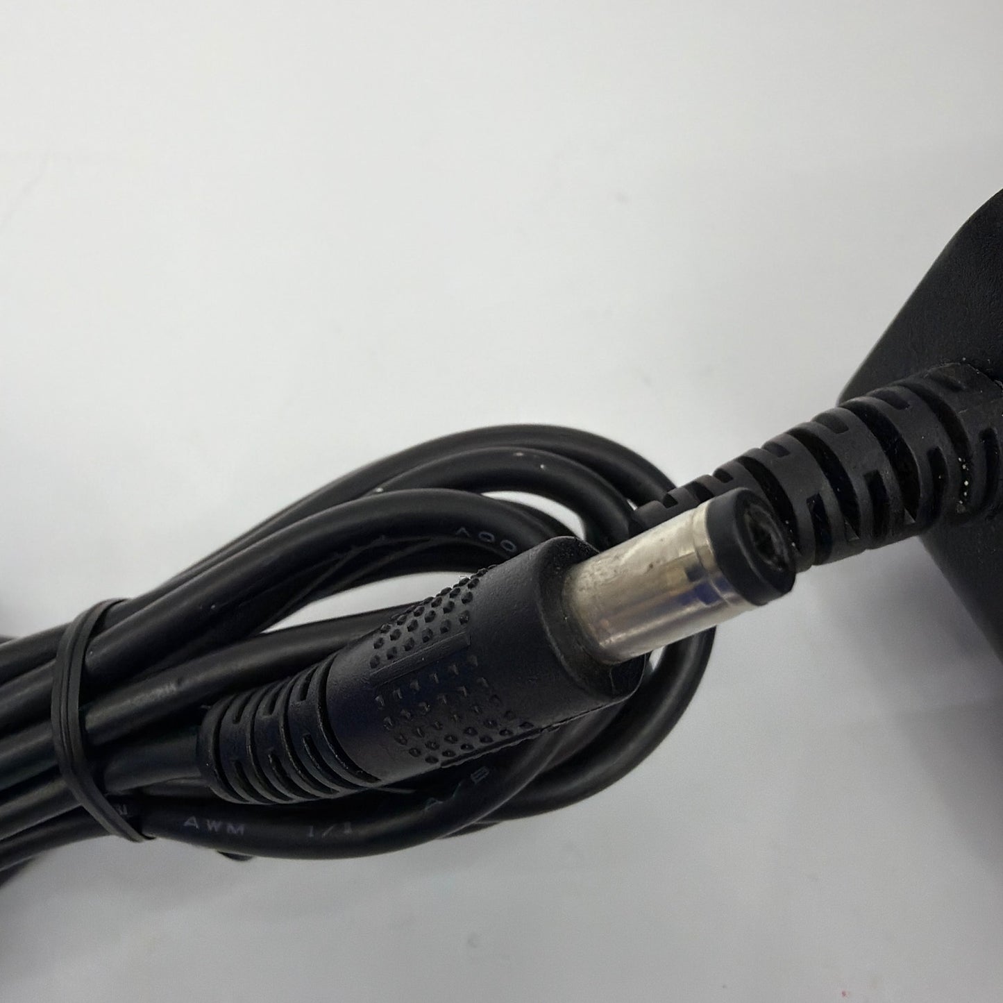 Bose AC Adapter Power Supply F12V-1.35C-DC 12V 1.35A