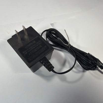 Grundig SY-08020 8V DC 200mA AC Adapter Power Supply
