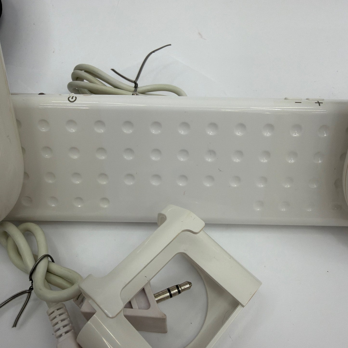 Logitech mm22 S-0159A Portable Speakers White With Carrying Case
