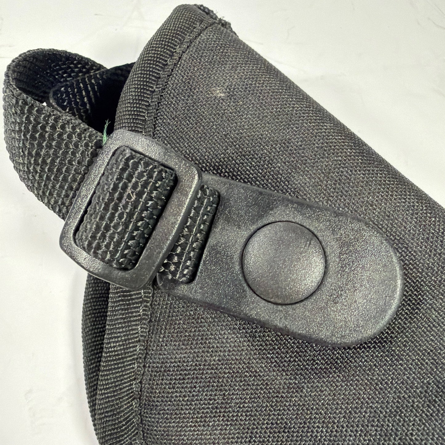GunMate Black Nylon Handgun Holster Belt Clip