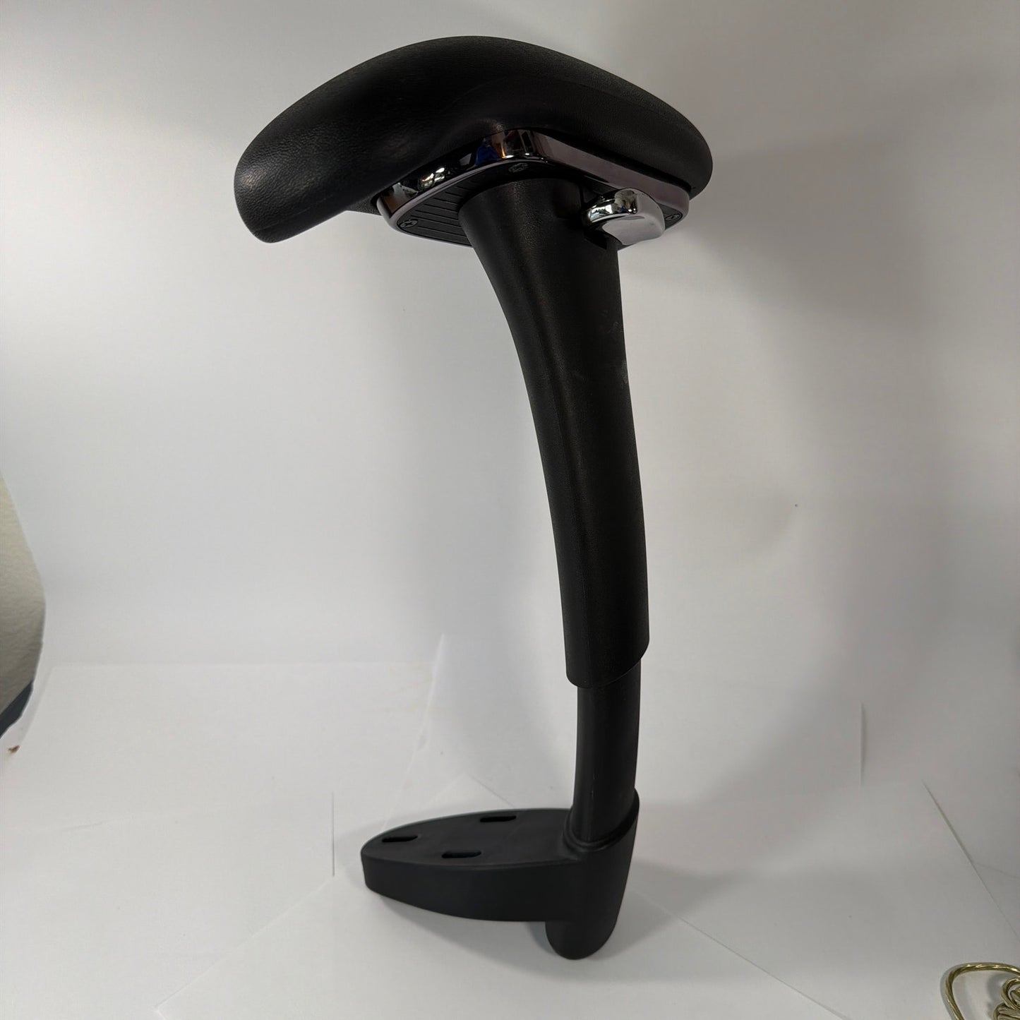 Colamy 5188 Left Arm Rest Replacement Part Black With Screws