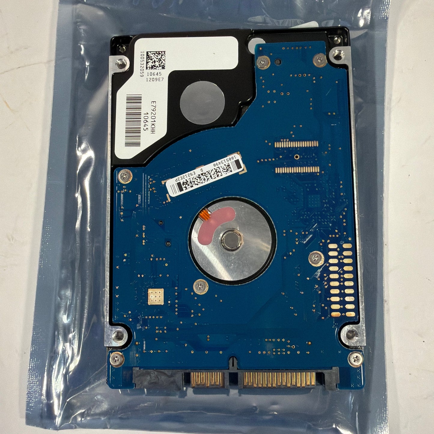 Seagate Momentus 5400.5 320GB 2.5in SATA Laptop Hard Drive ST9320320AS