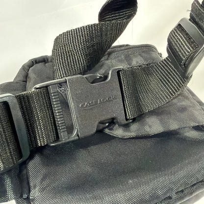 Case Logic Portable CD Player Fanny Pack Waist Bag Black