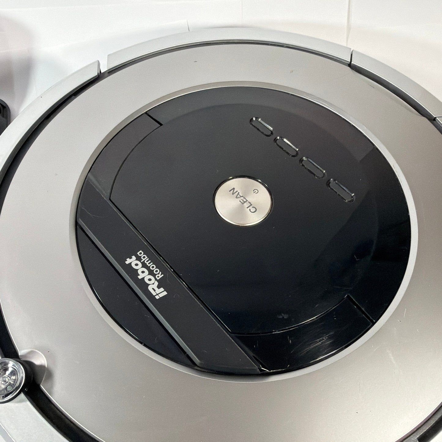 iRobot Roomba 860 Robot Vacuum Cleaner with Home Base Dock Tested Working