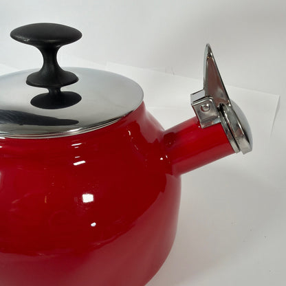 Chantal Bend Teakettle 37-BEND Red 1.6 Qt Whistling Tea Kettle