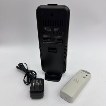 AcuRite 00384 Wireless Indoor/Outdoor Thermometer Display w Sensor & AC Adapter