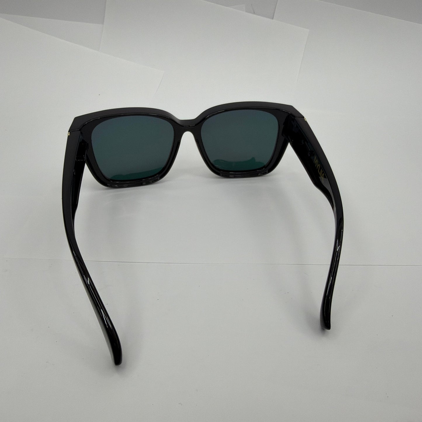 MYLIIA Black Oversized Square Mirrored Sunglasses